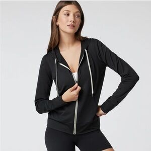 Vuori Performance Hoodie 2.0